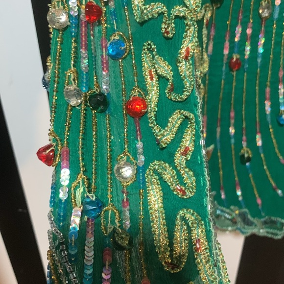 1980s Vintage Fully Embellished Sequin/Silk Emerald Green Long Sleeve Top Small - Picture 6 of 17